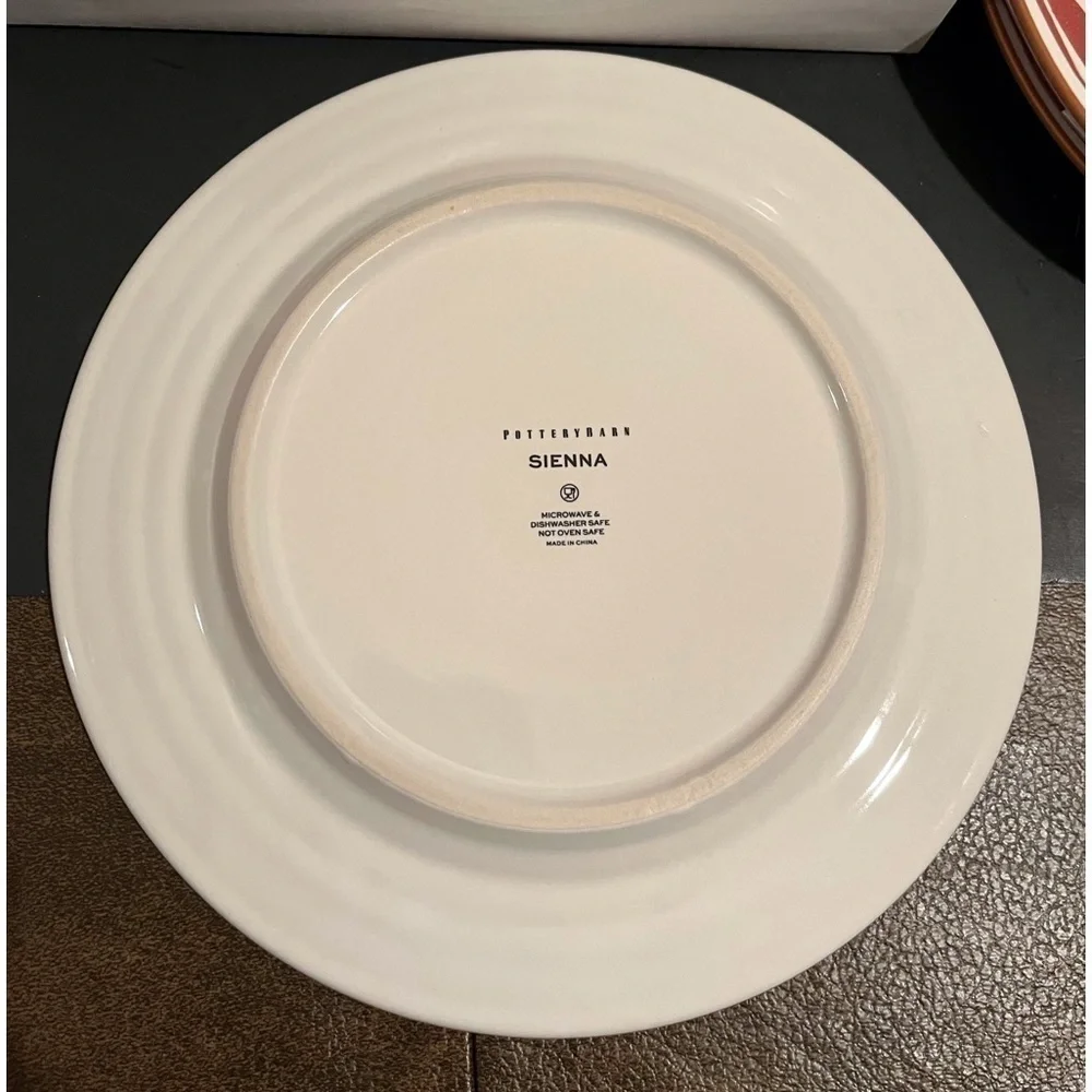 New in Box Pottery Barn Stoneware Salad Plates Sienna Pattern